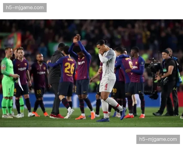 争冠悬念再起？评论员指出巴萨防守稳定性是卫冕关键